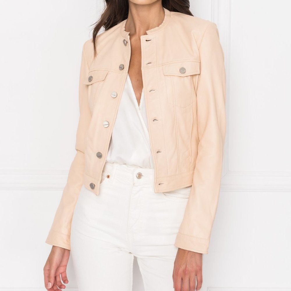🌼 NWT LAMARQUE lamb leather jacket